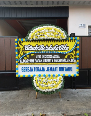 Papan Bunga Duka di Dolok Masihul